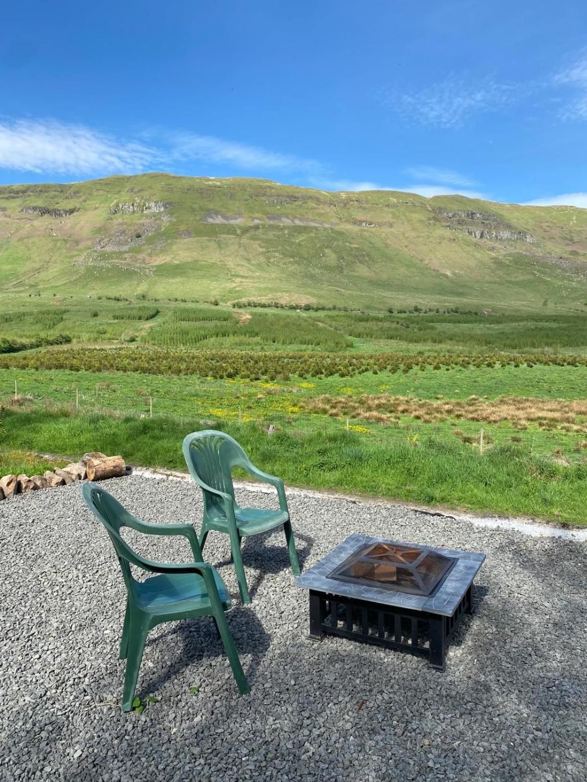 Hotel Campsie Luxury Pods With Hot Tub Glasgow Esterno foto