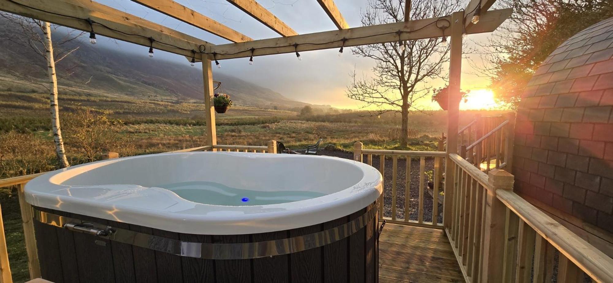Hotel Campsie Luxury Pods With Hot Tub Glasgow Esterno foto